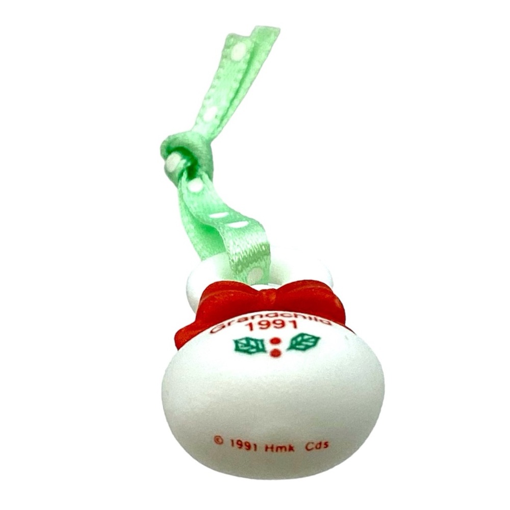 Hallmark 1991 “Grandchild’s First Christmas” Miniature Christmas Ornament - Picture 4 of 10
